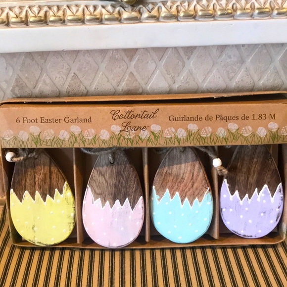 NIB Primitive Wood 6’ Easter Egg Garland - Picture 2 of 2